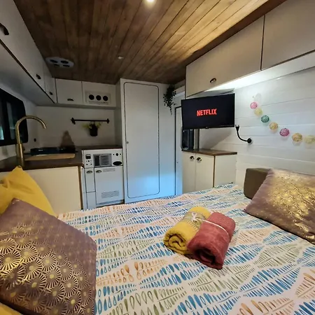 Camper Estatico Solo Para Alojar En El Frente Del Mar La Tejita