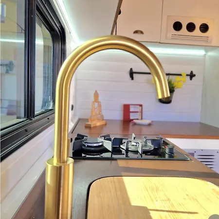 Camper Estatico Solo Alojar En El Frente Del Mar אתר קמפינג *