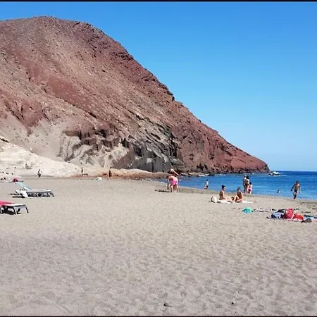Camper Estatico Solo Para Alojar En El Frente Del Mar Campsite *